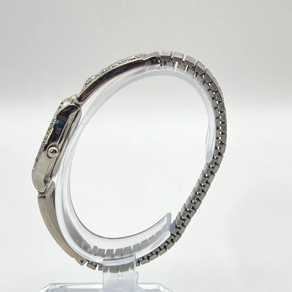 Marcasite Women's Watch Silver Tone 23mm Oval Stretch Band New Battery 6.75